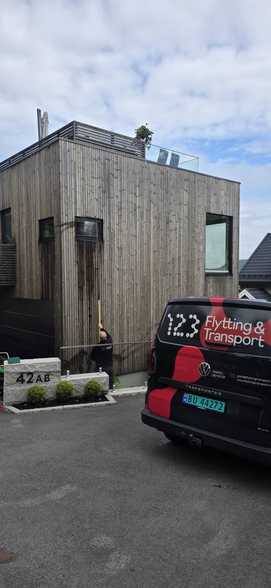 Vindusvasker fra 123 Flytting & Transport i Frogner